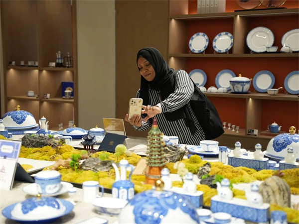 1719815902796095601.jpg 642.jpg