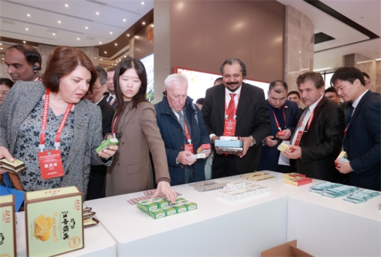 体验中医文化 感受中医魅力