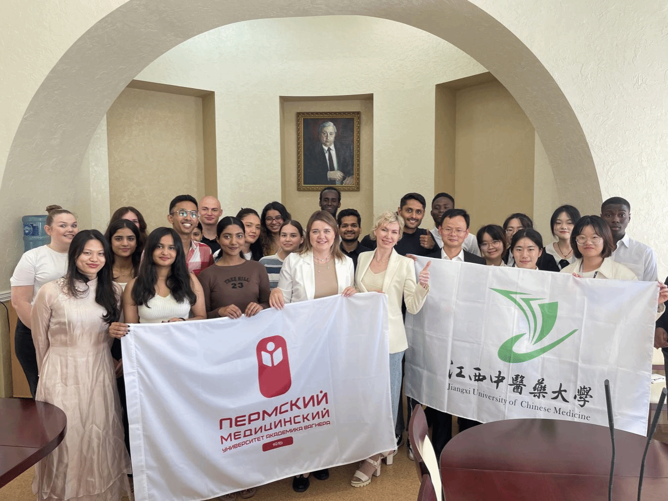 我校教师在俄罗斯彼尔姆瓦格纳国立医科大学作学术报告